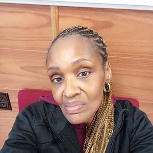 Meet your Posher, Debra